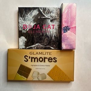 SMALL MYSTERY MAKEUP BUNDLE